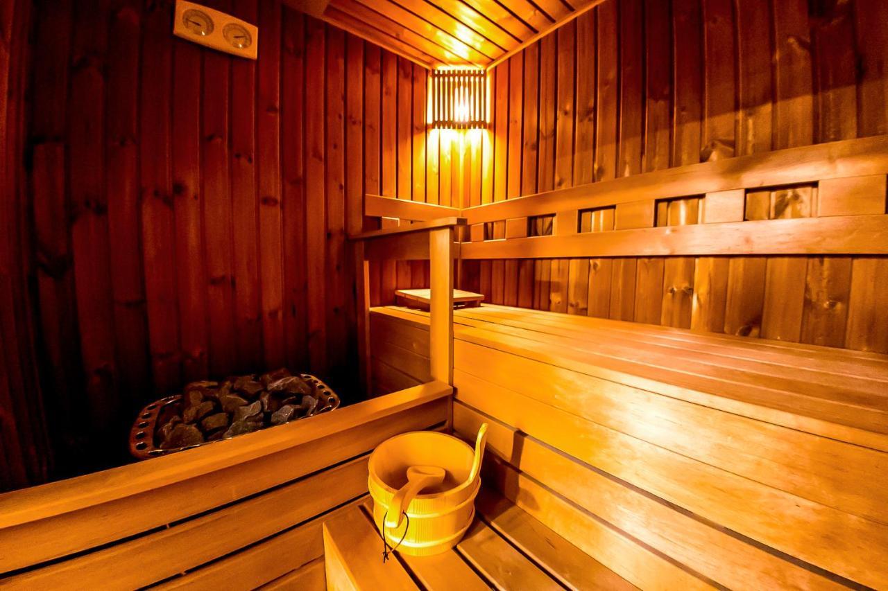 Cegléd Cvse Clubhaz Es Panzio Bed & Breakfast エクステリア 写真