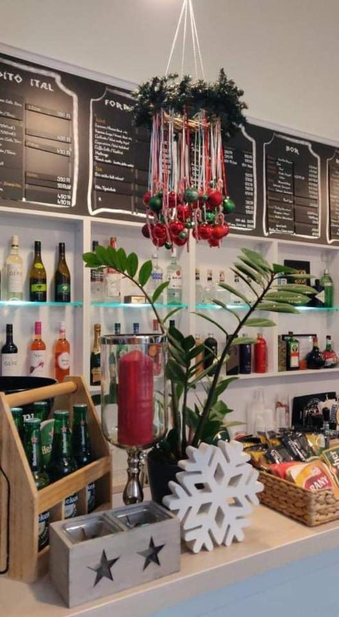 Cegléd Cvse Clubhaz Es Panzio Bed & Breakfast エクステリア 写真